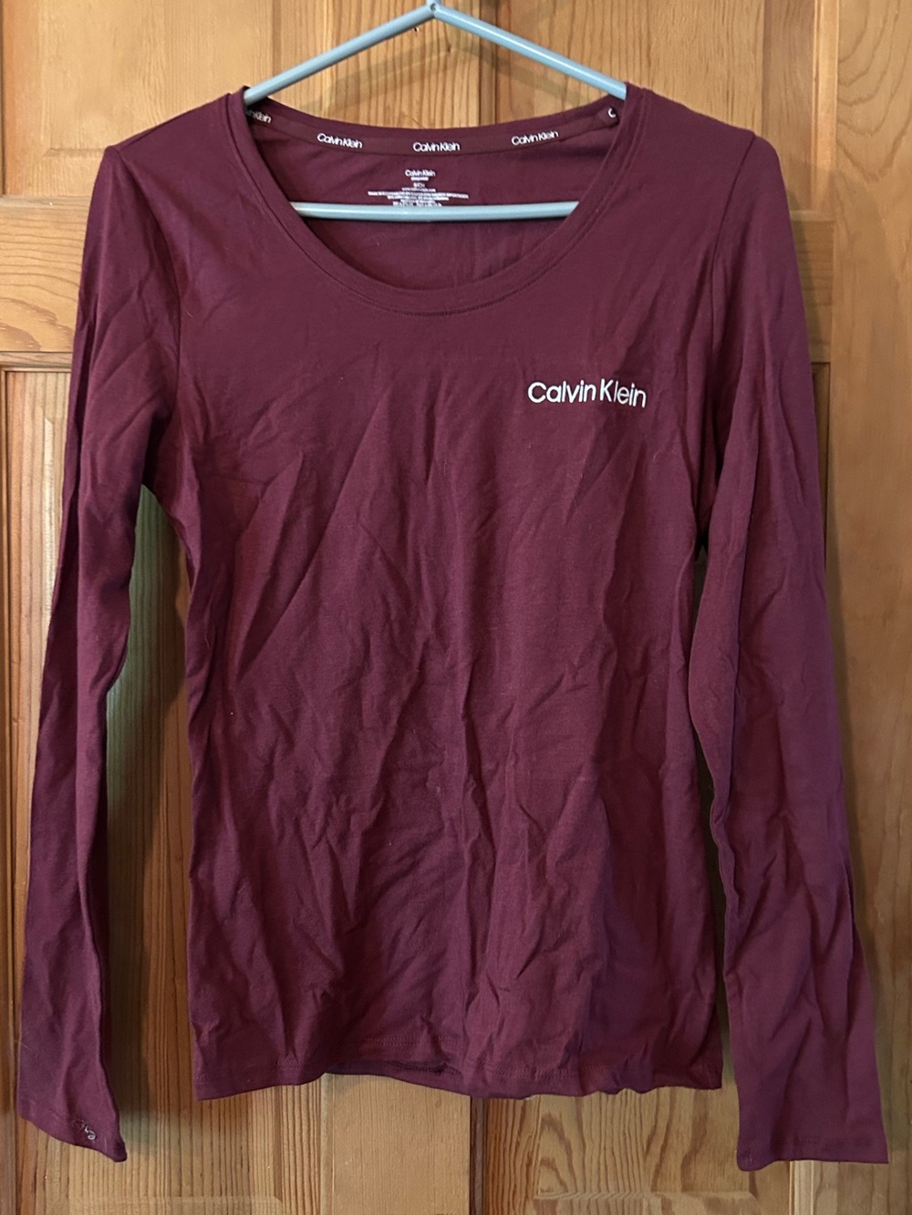 Calvin Klein Women's Long-Sleeve Scoop Neck Pajama Top - Maroon